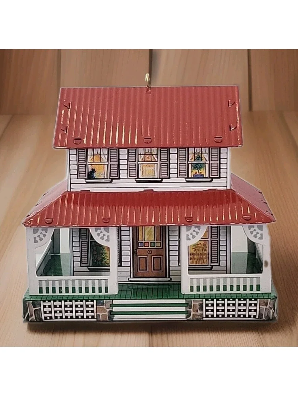Vtg Hallmark keepsake 1999 Farm House Town & country Tin Christmas ornament Mint